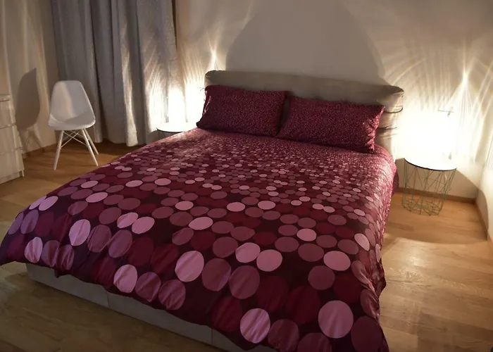 Il Portico Di Saragozza * بولونيا