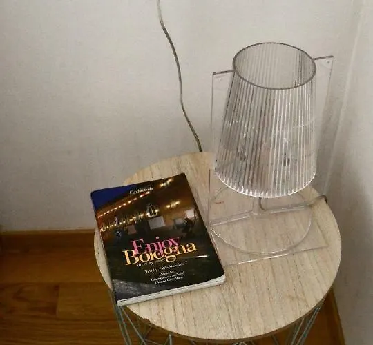 Il Portico Di Saragozza 볼로냐