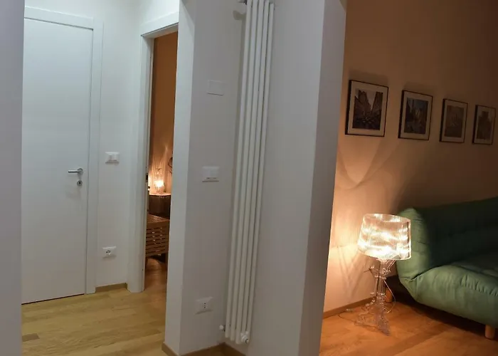 Il Portico Di Saragozza Boloňa