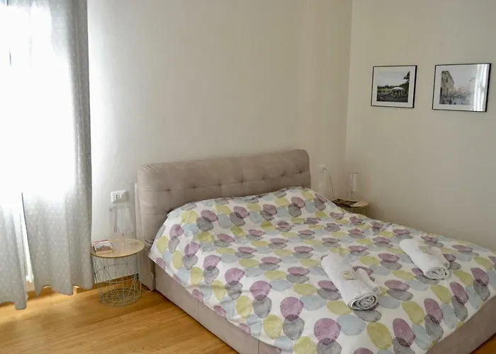 Il Portico Di Saragozza *